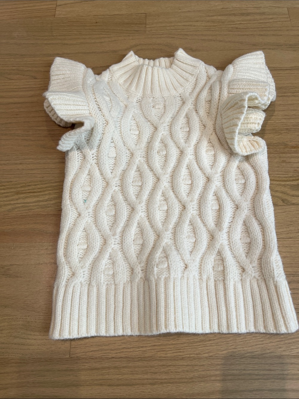 Cream Cable Knit Ruffle Sleeve Knit Vest